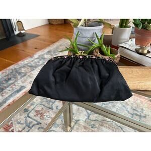 Vintage 50-60s Black Clutch Coin Purse, Kiss Clasp, Evening Handbag Hand Painted
